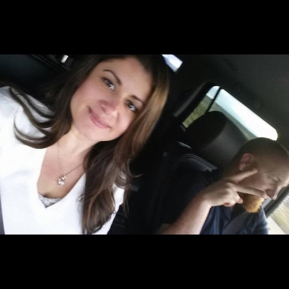 Meet your Posher, Shannon - Picture 2 of 3